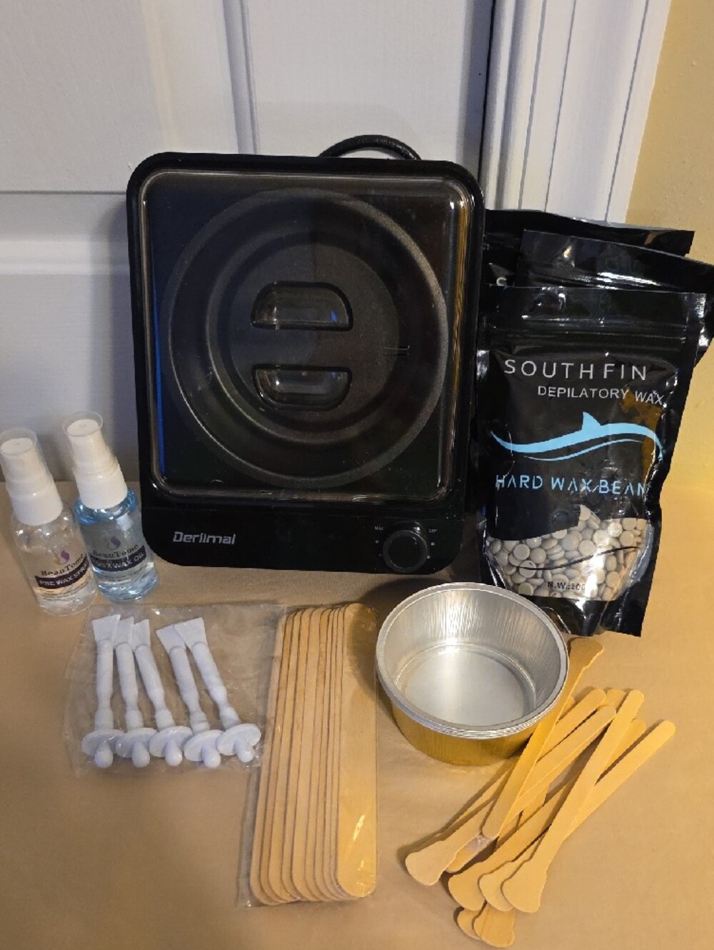 Black Wax Warmer for Hair Removal - Picture 5 of 7